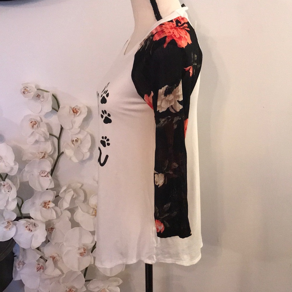 Floral Fur Mama Top - Picture 3 of 5